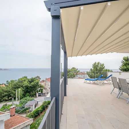 Sea View Apartments Bar Exterior photo