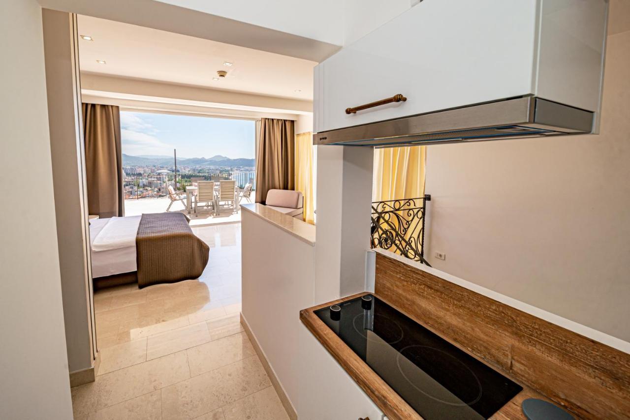 Apartment Sea View *